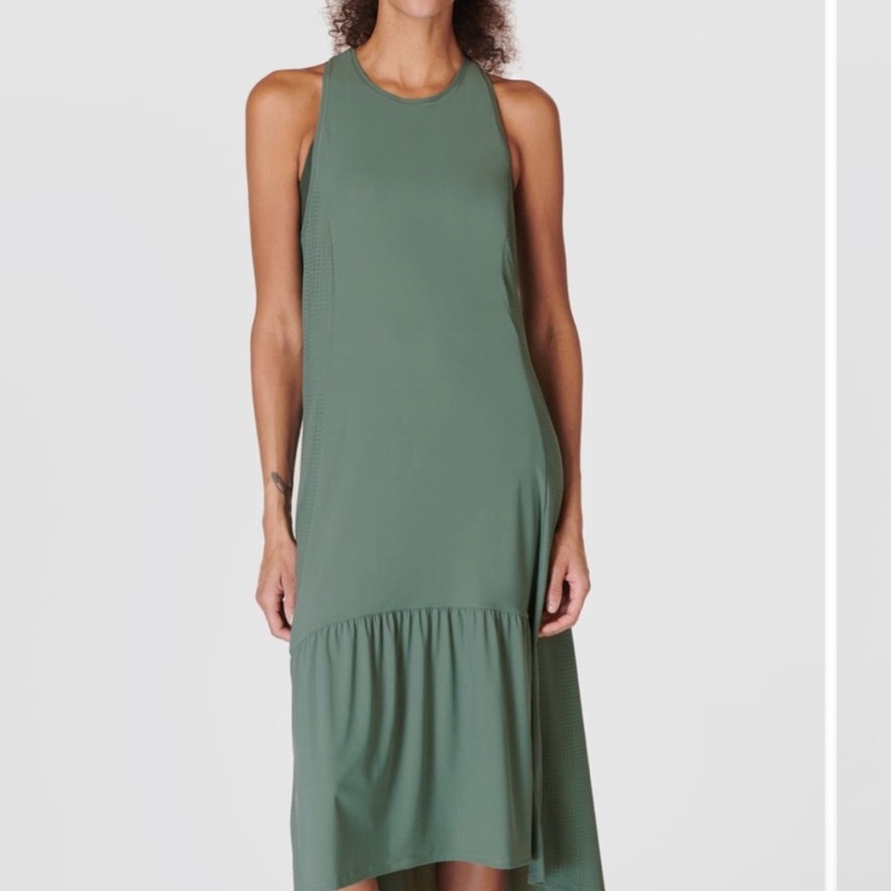 Sweaty Betty | ace racerback unlined midi dress size large smoke blue